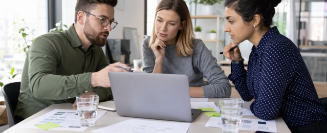 Candidate Experience im IT-Recruiting: HR, Hiring Manager und Recruiting-Team verbessern den Bewerbungsprozess für IT-Kandidat:innen